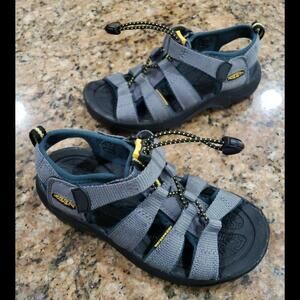 Keen Gray SANDALS Boys H2 Newport Camping Hiking Water Open Toe Shoes Youth 1
